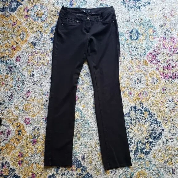 WHITE House Black Market slim leg pants - Picture 3 of 16